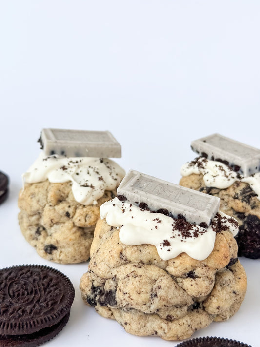 Cookies and Cream Cookie -Jumbo